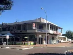 Port Lincoln Pier Hotel