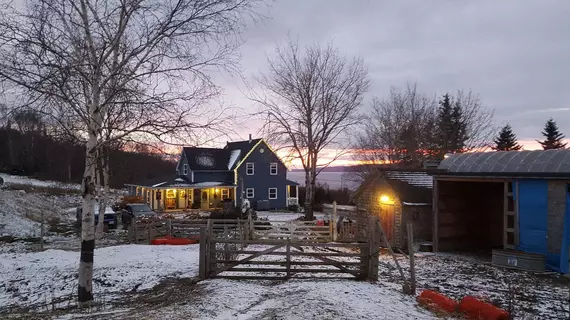 Seaweed and Sod Farm Bed and Breakfast | Nova Scotia - Kempt Head