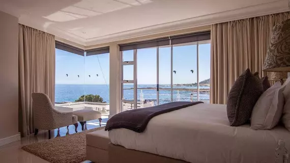 Camps Bay Atlantic Villa | Western Cape (il) - West Coast DC - Drakenstein - Cape Town (ve civarı) - Cape Town