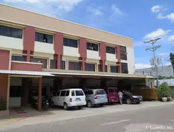 The Royale House Travel Inn and Dormitel | Davao Bölgesi - Davao (ve civarı) - Tagum