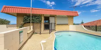 Beachfront Studio and Private Pool