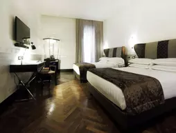 Mood Suites Tritone | Lazio - Roma (ve civarı) - Roma Kent Merkezi - Rione II Trevi