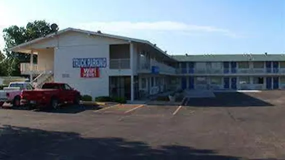 Motel 6 Abilene | Teksas - Abilene (ve civarı) - Abilene