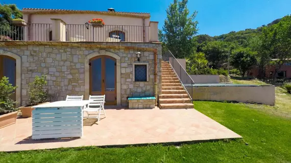 B&B Le Ginestre | Sicilya - Palermo (vilayet) - Cefalu