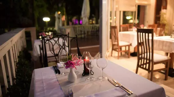 Hotel Zagreb | Dubrovnik-Neretva - Dubrovnik (ve civarı) - Dubrovnik - Lapad