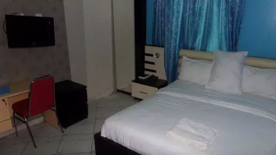 Ocean Breez Suites | Lagos (ve civarı) - Lagos - Festac