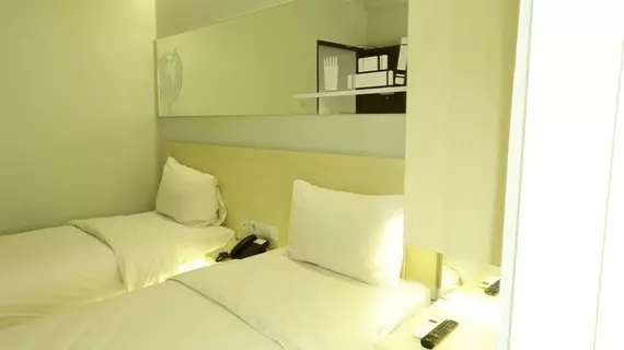 Cleo Business Hotel | Doğu Cava - Surabaya