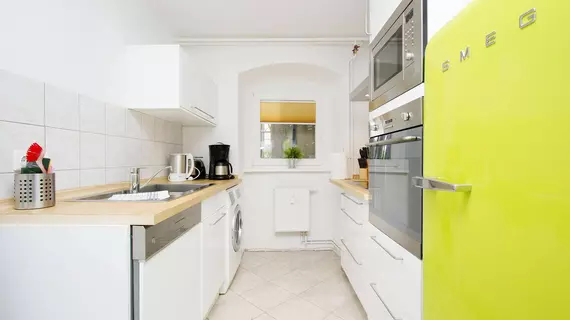 Apartment am Treptower Park | Berlin (ve civarı) - Treptow-Koepenick - Plänterwald