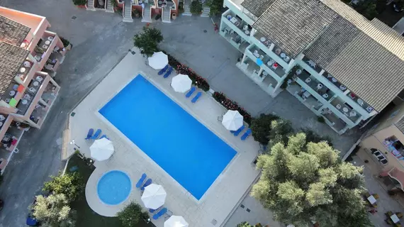 Bintzan Inn Hotel | İyon Adaları - Korfu - Achilleio