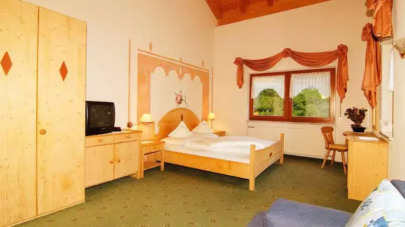 Hotel Burgaunerhof | Trentino-Alto Adige - Güney Tirol (il) - Martello