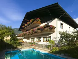 Pension Hilpold | Trentino-Alto Adige - Güney Tirol (il) - Lana