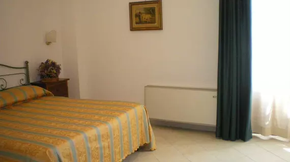 Hotel I Platani | Toskana - Siena (vilayet) - San Gimignano - Val d'Elsa