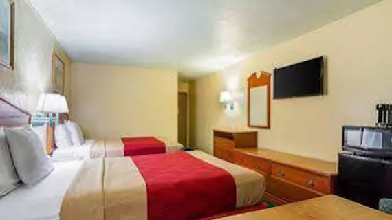 Econo Lodge Lansing - Leavenworth | Kansas - Leavenworth (ve civarı) - Lansing