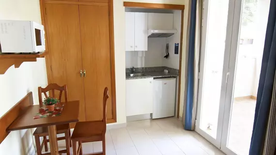 Apartamentos Niza | Balearic Adaları - Mayorka Adası - Calvia - Peguera