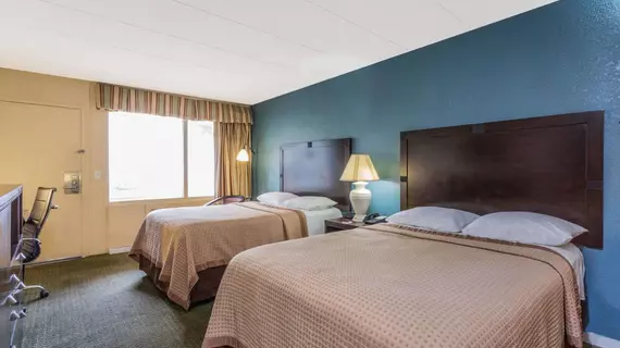 Travelodge Virginia Beach | Virginia - Norfolk - Virginia Beach (ve civarı) - Virginia Beach