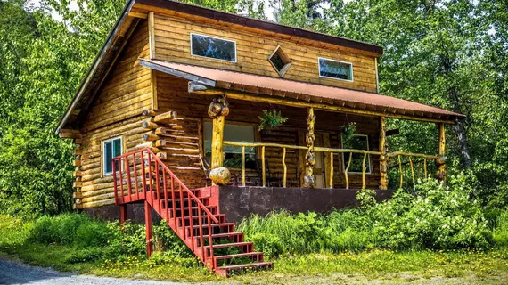 Midnight Sun Log Cabins | Alaska - Moose Pass