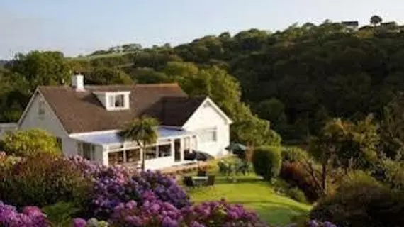 Mellieha Guest House | Galler - Pembrokeshire - Narberth - Amroth