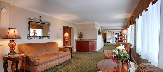 Magnuson Grand Pioneer Inn and Suites | Michigan - Escanaba (ve civarı) - Escanaba