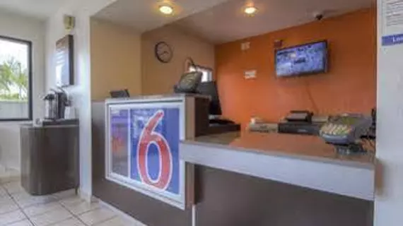 Motel 6 Los Angeles - Baldwin Park | Kaliforniya - Los Angeles County - San Gabriel Valley