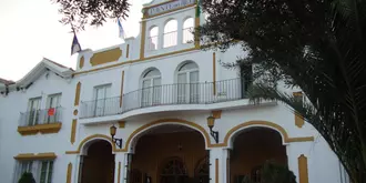 Hotel Puente del Rey Alojamientos Rocio Doñana