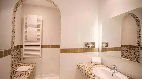 Hôtel Royal | Occitanie - Herault (bölge) - Montpellier (ve civarı) - Montpellier - Montpellier Kent Merkezi