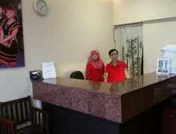 Hotel Sri Iskandar | Sabah - Kota Kinabalu (ve civarı) - Kota Kinabalu - Pusat Bandar - Kampung Air