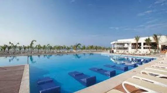 Hotel Riu Playa Blanca | Cocle - Rio Hato - El Farallon del Chiru