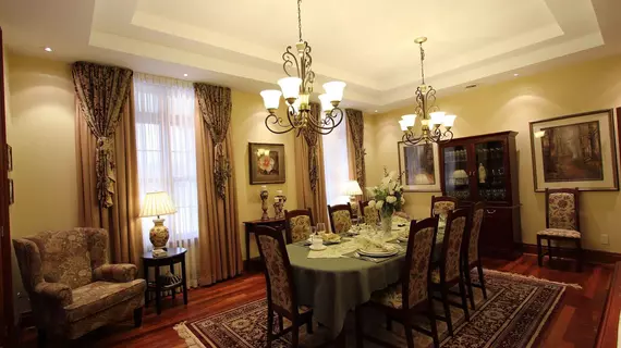 Stone Edge Estate Bed & Breakfast | Ontario - Halton Hills - Georgetown