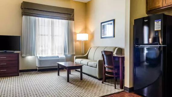 MainStay Suites Hackberry Sportsmans Lodge | Louisiana - Lake Charles (ve civarı) - Hackberry