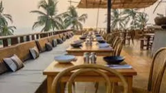 Antares Beach Resort | Goa - Kuzey Goa - Vagator