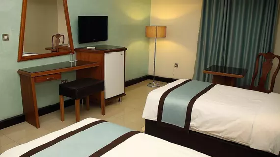 Raed Hotel Suites | Akabe İli - Aqaba