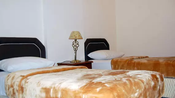 Al Ferdous Hotel Apartment | Şarika - Sharjah