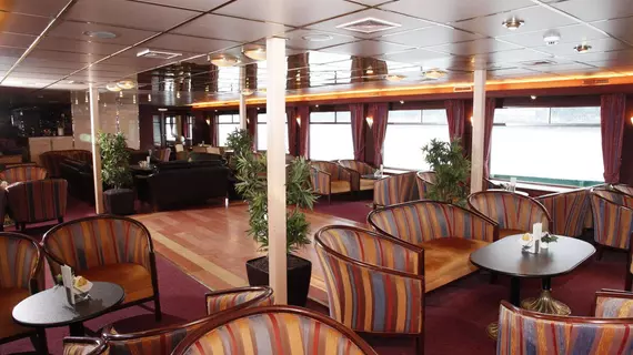 Hotelships Holland | Kuzey Ren-Westfalia - Düsseldorf (ve civarı) - Düsseldorf - Hafen