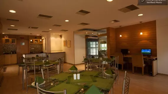 Tristar Service Apartments | Karnataka - Bengaluru (ve civarı) - Bengaluru - Indiranagar