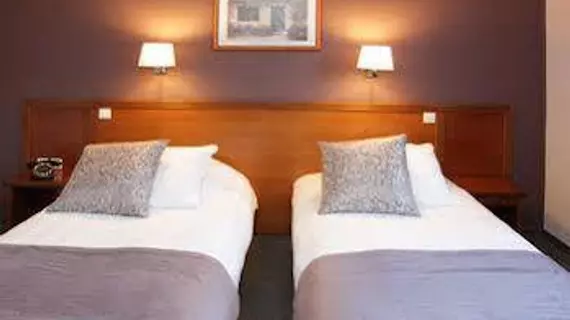 Comfort Hotel Paray Le Monial | Bourgogne-Franche-Comte - Saone-et-Loire (bölge) - Paray-le-Monial