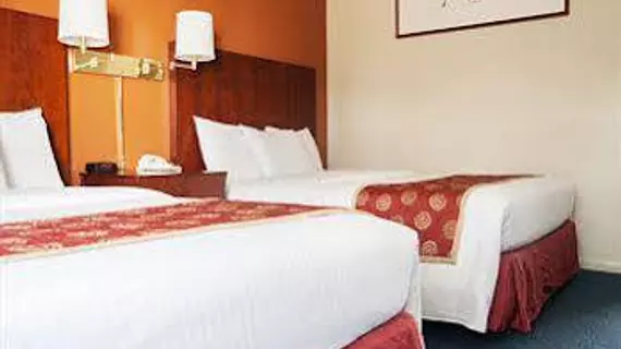 Red Carpet Inn and Suites Plymouth | New Hampshire - Plymouth (ve civarı) - Plymouth