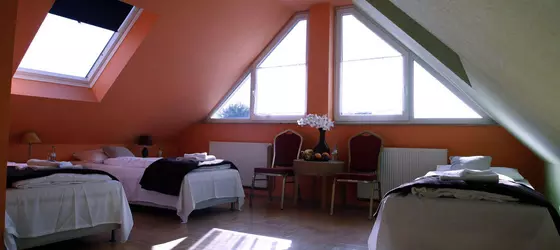 Garni Hotel Rödelheimer Hof | Hessen - Frankfurt (ve civarı) - Frankfurt