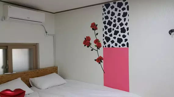 Myeongdong Guesthouse ZZ | Gyeonggi - Seul (ve civarı) - Seul - Myeongdong