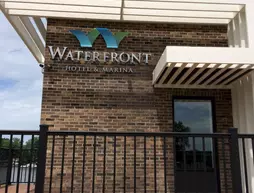 Waterfront Hotel and Marina | İllinois - McHenry - Johnsburg