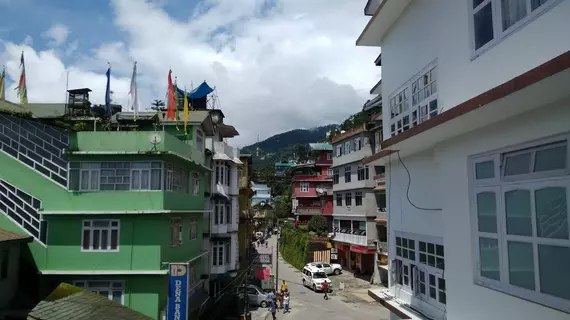 Jewel Of The East | Sikkim - Gangtok