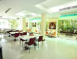 ZEN Rooms Ratchadaphisek Soi Sukruamkan | Bangkok - Ratchadaphisek