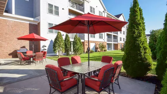 White River Inn & Suites | Vermont - Central Vermont- Killington (ve civarı) - White River Junction