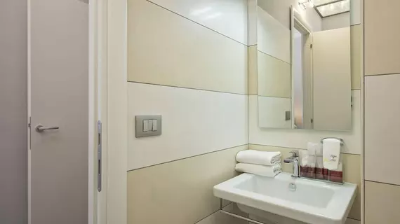 Arenula Suites | Lazio - Roma (ve civarı) - Roma Kent Merkezi - Navona