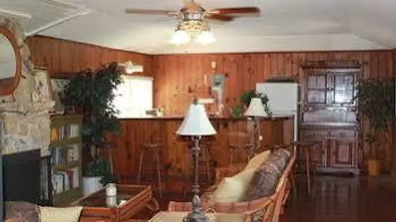 Indian River Lagoon Waterfront Cottages | Florida - Vero Beach (ve civarı) - Fort Pierce - St. Lucie Village