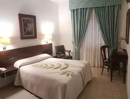 Hotel Nico | Kastilya ve Leon - Soria (vilayet) - Tierra de Medinaceli - Medinaceli