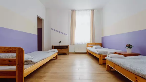 Hostel Tara | Küçük Polonya Voyvodalığı - Krakow (ve civarı) - Krakow - Stare Miasto