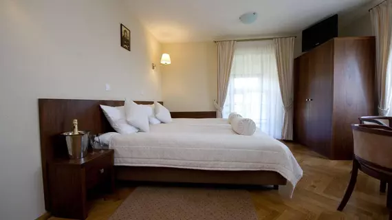 Hotel św. Norberta | Küçük Polonya Voyvodalığı - Nowe Brzesko