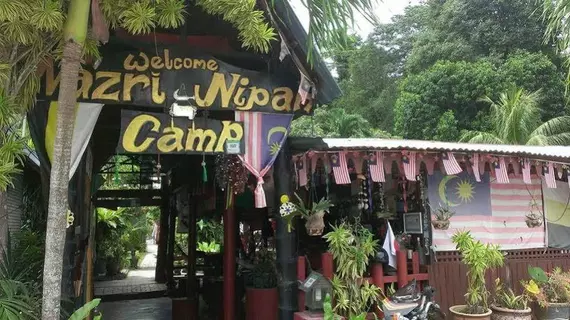 Nazri Nipah Camp | Perak - Pangkor Adası - Teluk Nipah