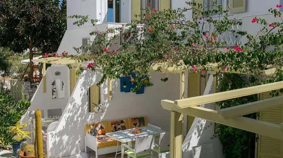 Leonardos Apartments | Ege Adaları - Paros