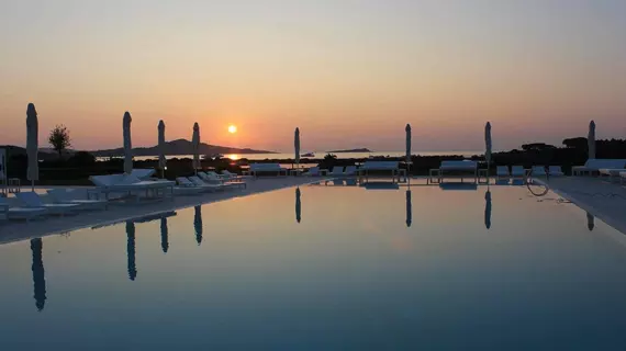 Paradise Resort Sardegna | Sardinya - Sassari - San Teodoro